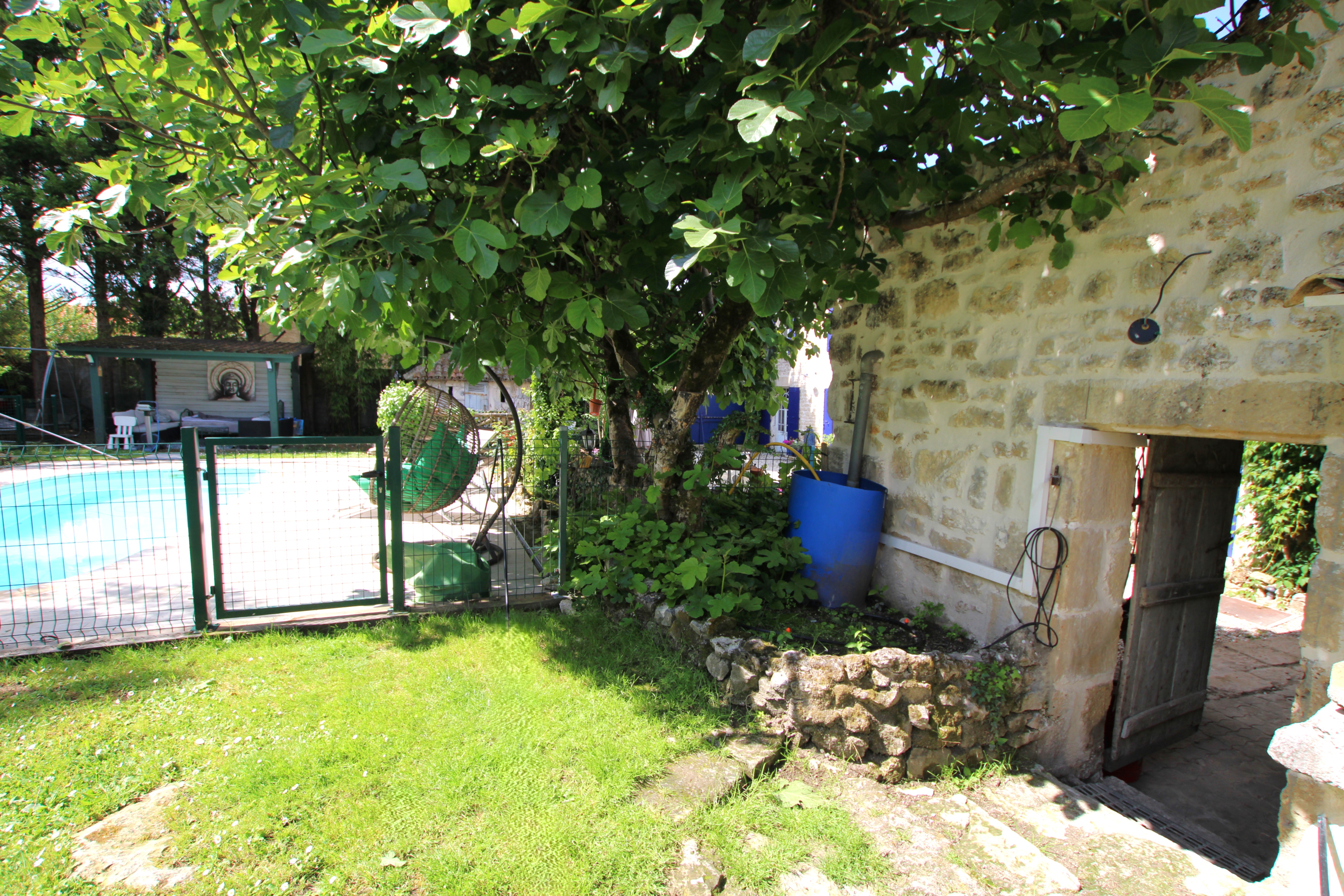 Qovop Immobilier | Achat Maison & Appartement 220 m² - 17290 Le Thou