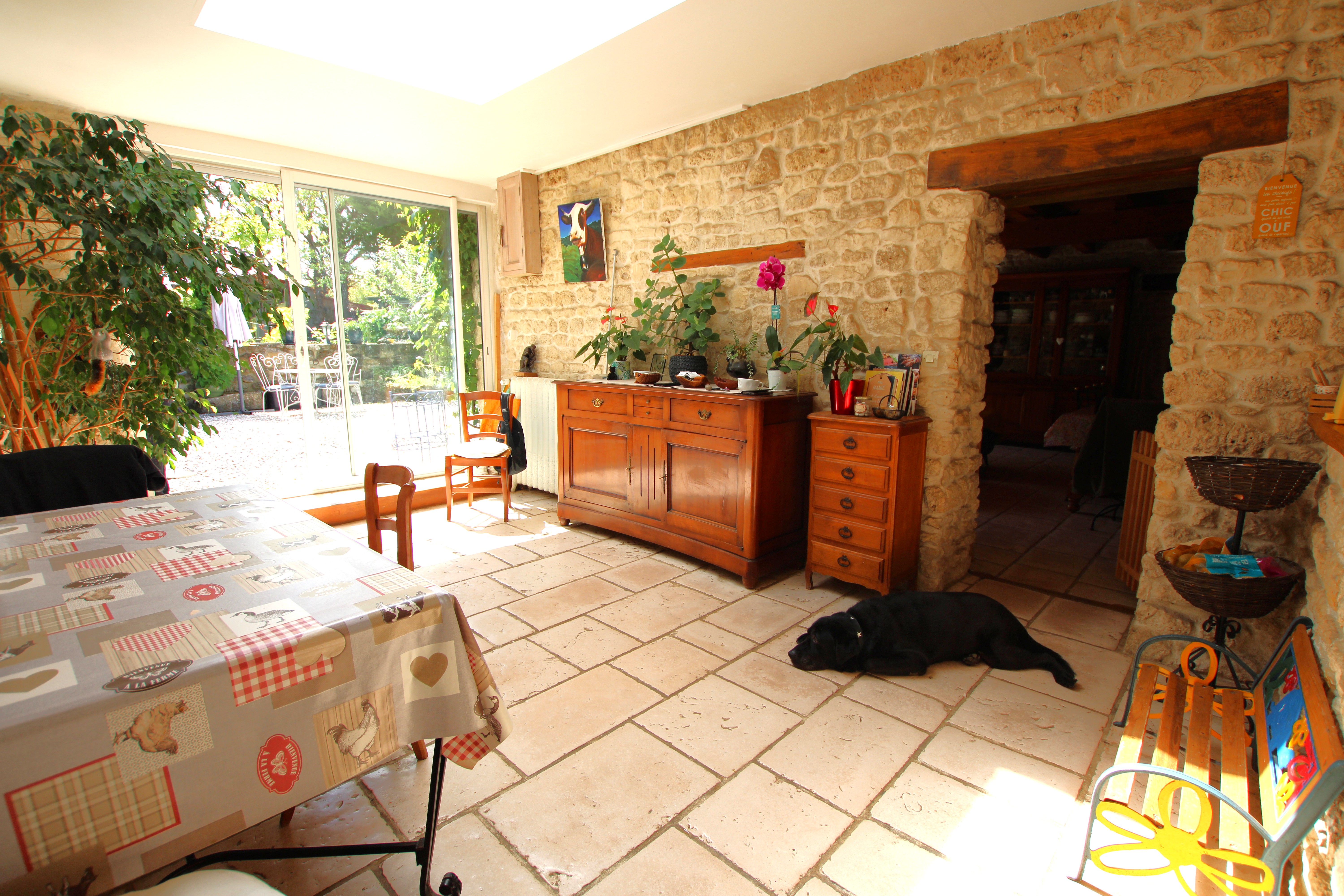 Qovop Immobilier | Achat Maison & Appartement 220 m² - 17290 Le Thou