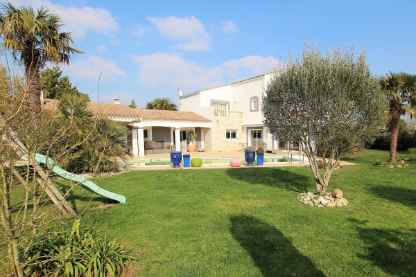 Achat Maison - 17690 Angoulins : Superbe propriété avec piscine à Angoulins sur mer | Qovop Immobilier