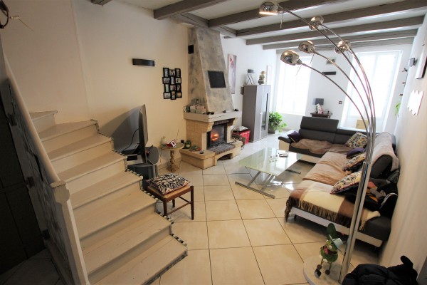 Achat Maison - 17220 Croix-Chapeau : Maison de bourg | Qovop Immobilier