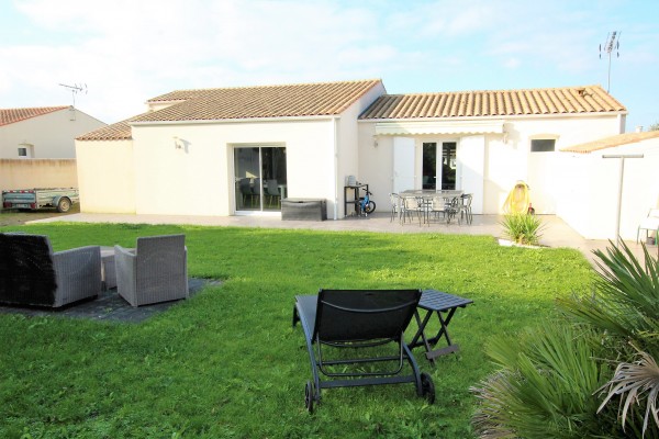 Achat Maison - 17170 BENON : Axe La Rochelle/Niort - Plain-pied - Non mitoyen | Qovop Immobilier