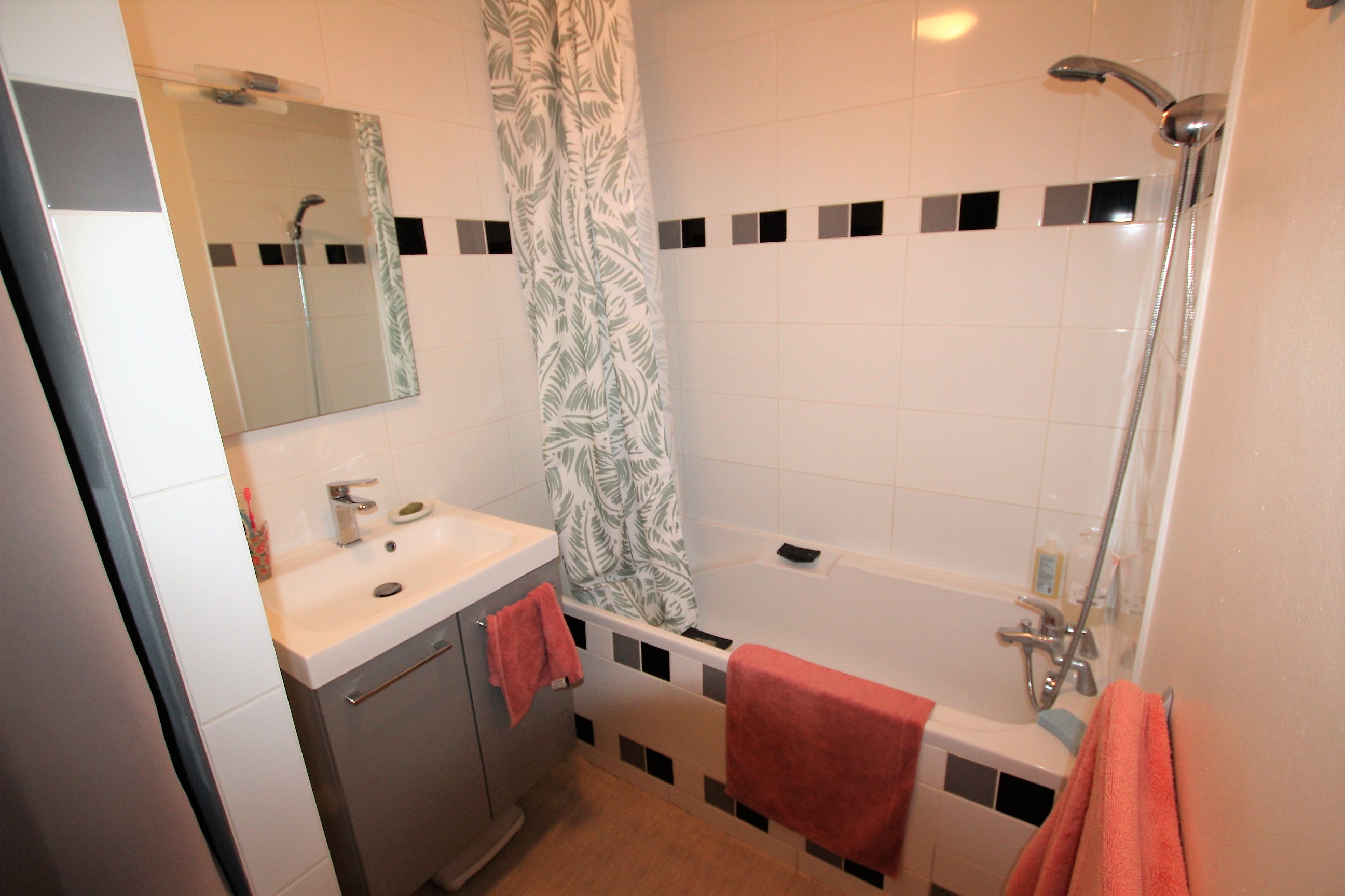 Qovop Immobilier | Achat Appartement 48 m² - 17000 La Rochelle