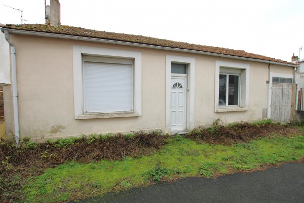 Achat Maison - 17440 Aytré : Maison à rénover | Qovop Immobilier