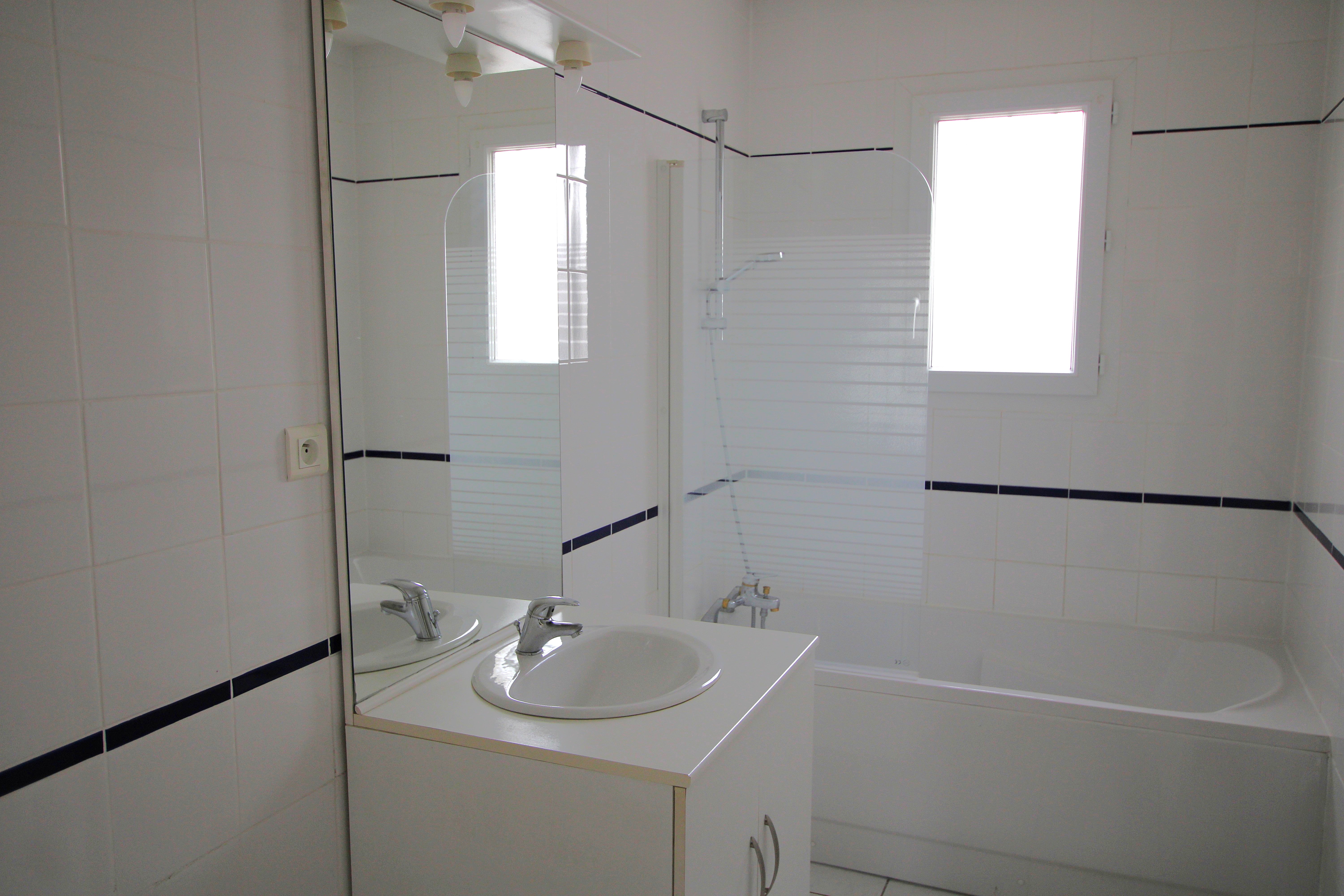 Qovop Immobilier | Achat Maison 92 m² - 17300 ROCHEFORT