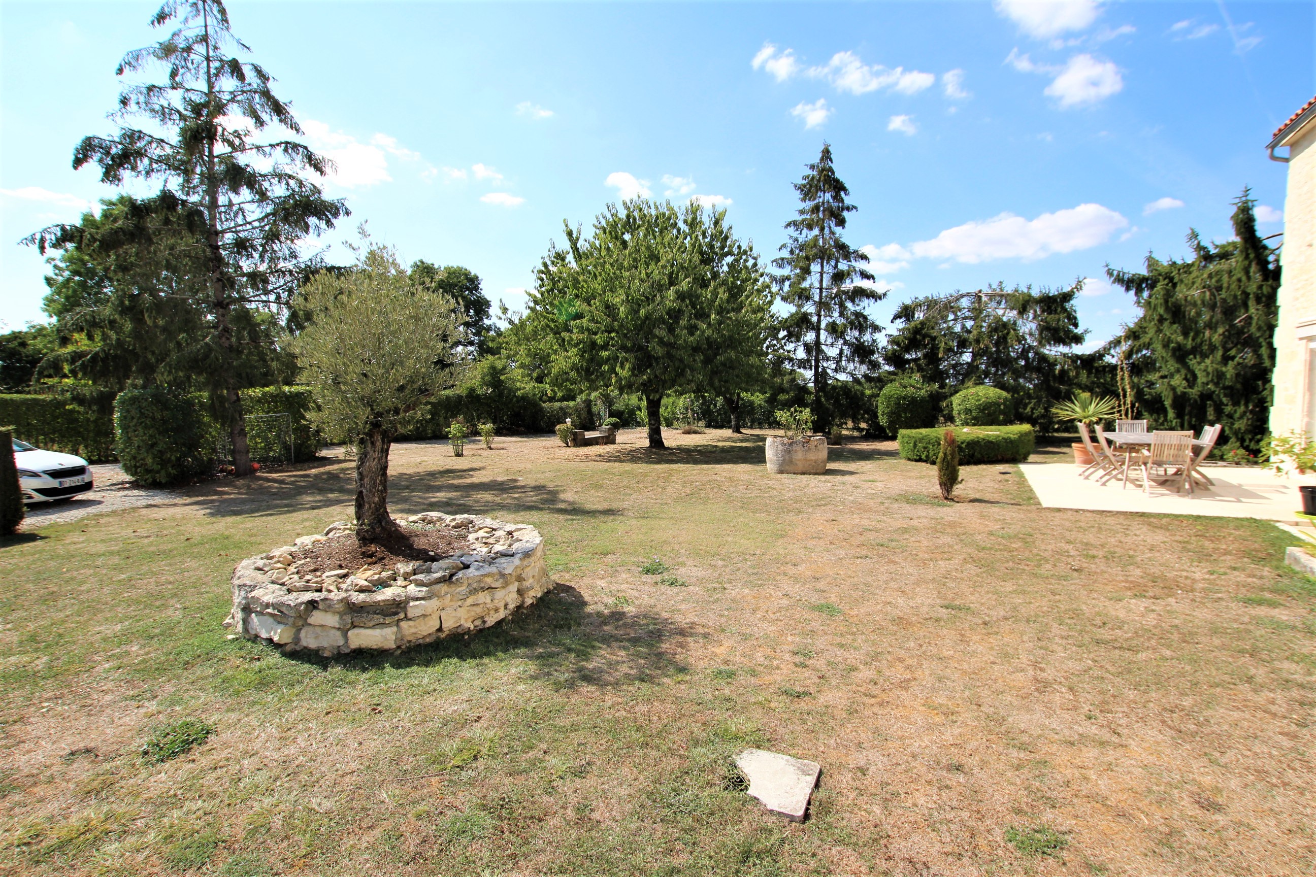 Qovop Immobilier | Achat Maison 160 m² - 17700 Surgères