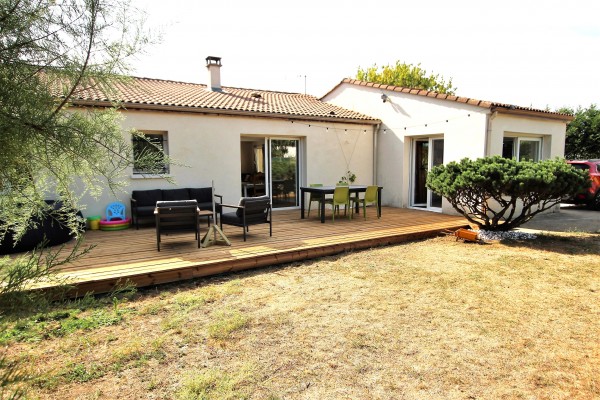 Achat Maison - 17300 ROCHEFORT : Plain pied sur un terrain constructible de 1822 m². | Qovop Immobilier