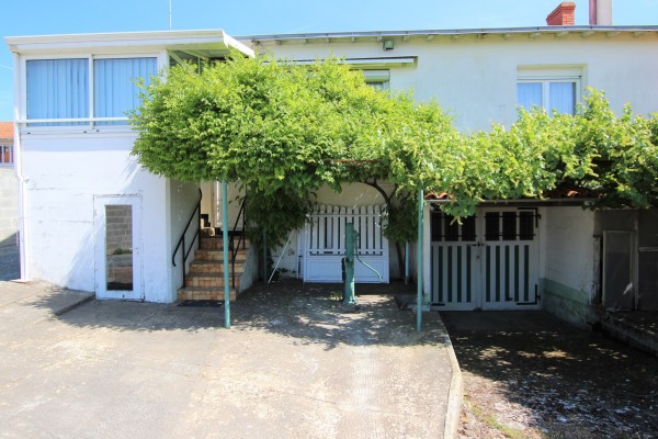 Achat Maison - 17440 Aytré : Rare Maison en Centre Bourg Aytré | Qovop Immobilier